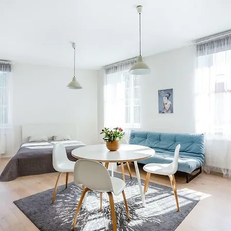 Apartament Bright&cozy Studio In Old Town