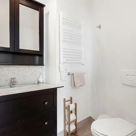 Bright & Cozy In Old Town Vilnius