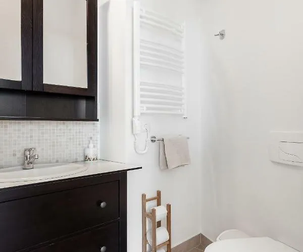 Bright & Cozy In Old Town Βίλνιους