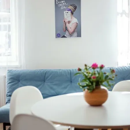 Bright & Cozy In Old Town Apartment Wilna