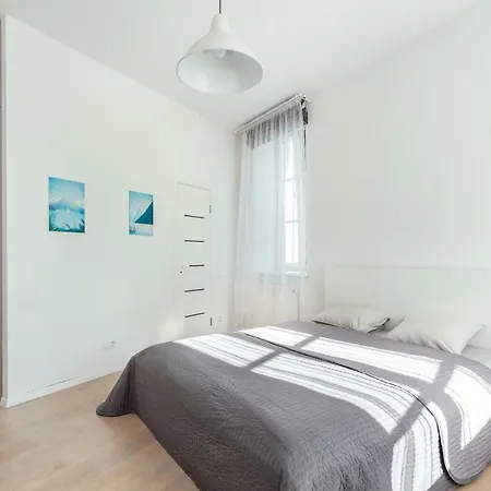 Bright & Cozy In Old Town Wilna